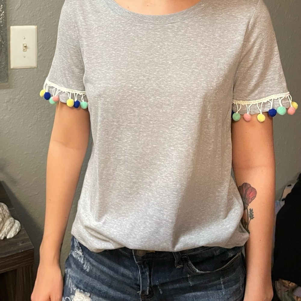 Pom pom shirt